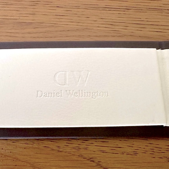 Daniel Wellington Women's Watch - Navy and Pink Strap - Picture 2 of 3